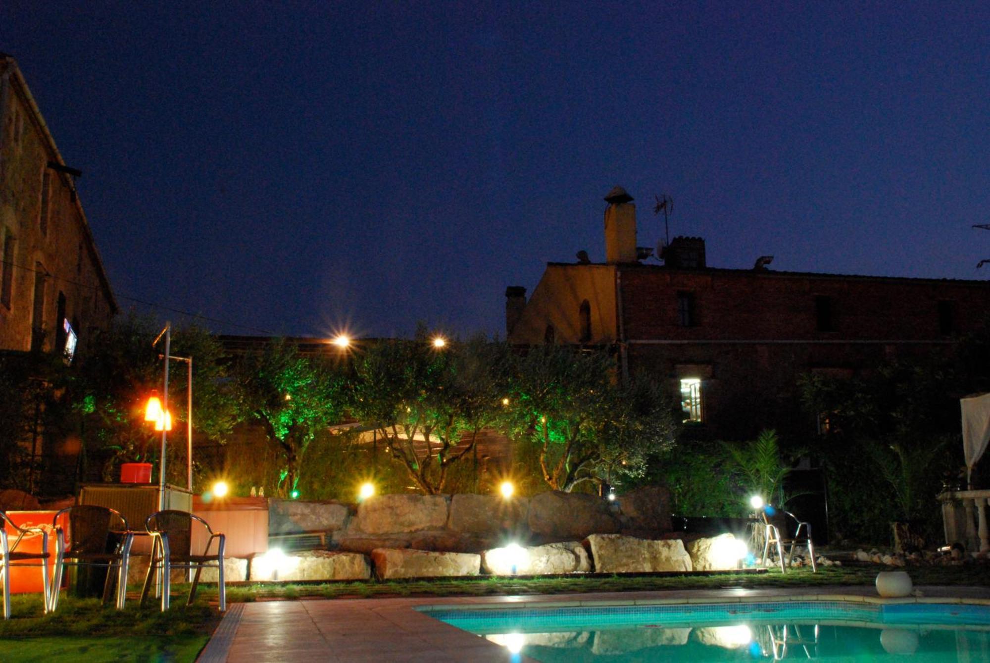 Turo De La Torre Hotel Manresa Exterior photo