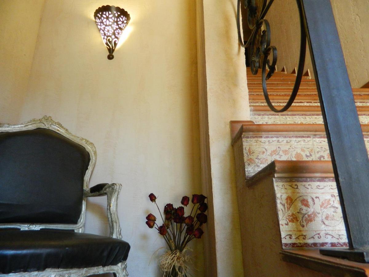 Turo De La Torre Hotel Manresa Room photo
